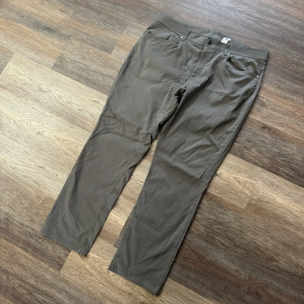 LL Bean Venture Stretch‎ Five Pocket Hiking Pants Men's 40x32 Brown Performance